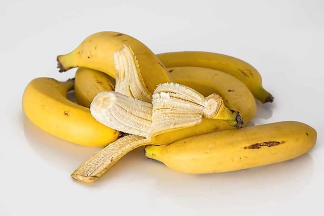 6 công dụng của vỏ chuối trong chăm sóc da